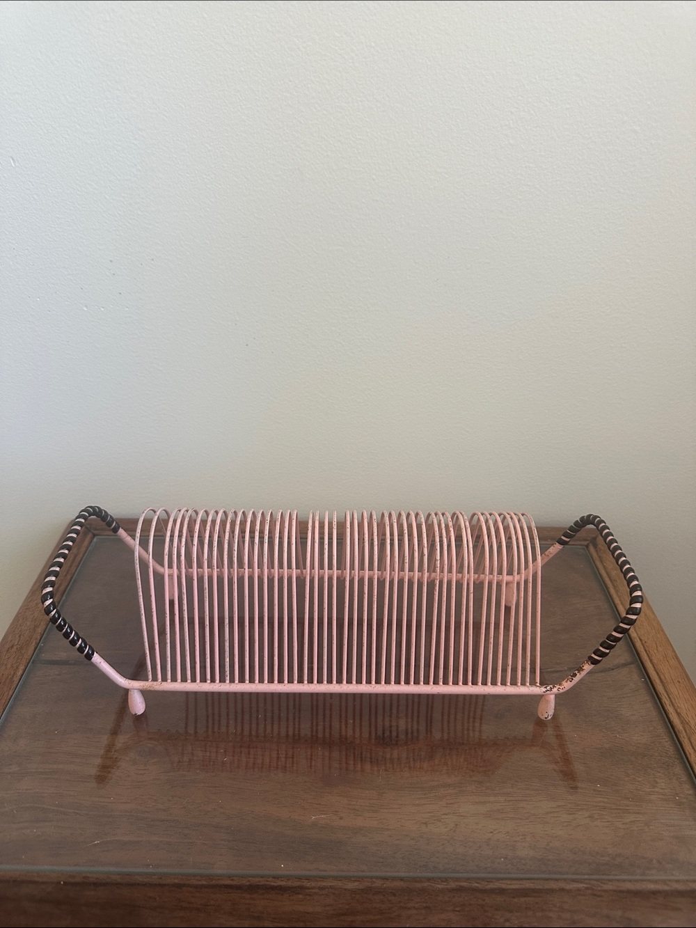 Vintage Mid-Century Pink Wire 45 RPM Record Rack or Letter Organizer
